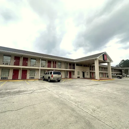 OYO Hotel East Macon I-75