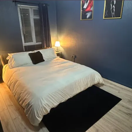 A discreet & elegant play space for couples