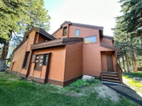 Snowcreek I #52 Condo