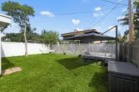 3-BDR Guitar House, Walk to Casino, located close to EVERYTHING