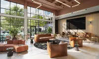 Elegant Oasis with Pool and Gym