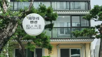 Hwaseong Jeburi Pension - 2-Star