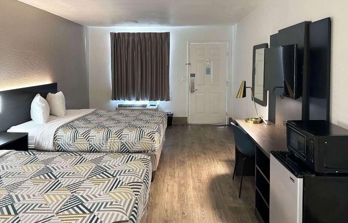 Motel 6 Pooler, GA - Savannah Airport
