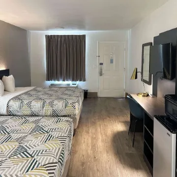 Motel 6 Pooler, GA - Savannah Airport