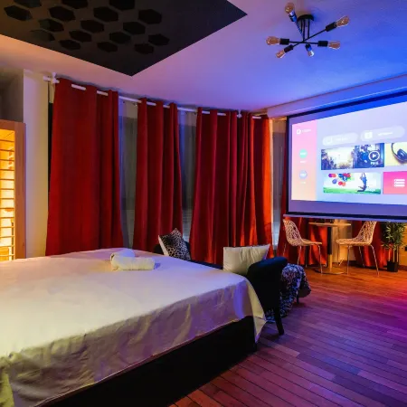 Cristalys Loveroom & Spa