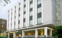 Geary Hotel Bandung - parking
