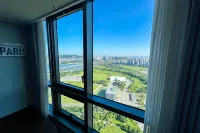 UH FLAT THE SONGDO - Romantic
