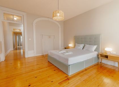 Urban Refuge 4BD by Vacationy