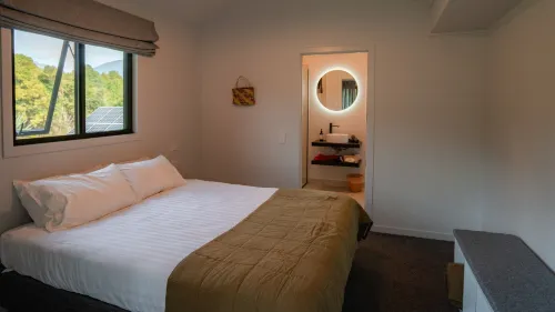 Waitai Lodge - Fiordland Escape - 2-Star