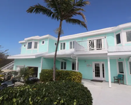 Bahamian Rhapsody.. 2026 Booking Promo! Plus, Catered Dinner from Best-Mackeys! Hotels in Elbow Cay