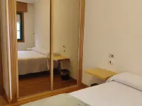 Pensión Armonía Hotels in Caldas