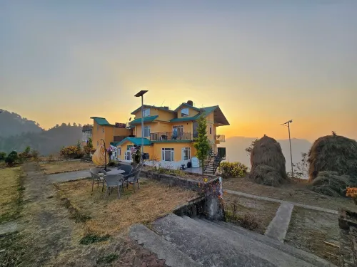 The Cozy Corner Hilltop 360 View Retreat - Villas