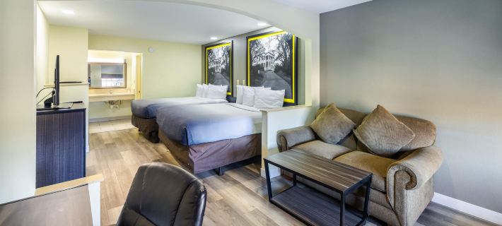 Super 8 by Wyndham Jackson MS Hotels in Jackson