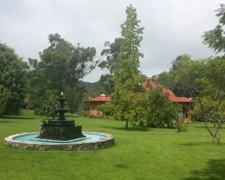 尚巴拉生態旅遊中心 英雄錫塔誇羅城酒店