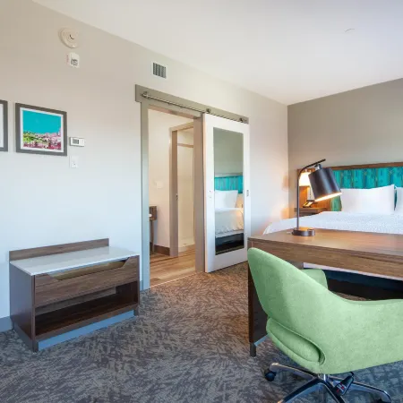 Hampton Inn & Suites by Hilton Edmonton St. Albert