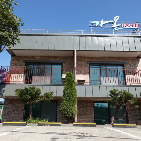 Yangyang Gaon House Pension