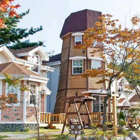 Ongjin Cheongnamdae Villa Pension Отели рядом с достопримечательностью «Загородный клуб Island»