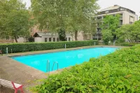 Bildungshaus St. Bernhard - Pool