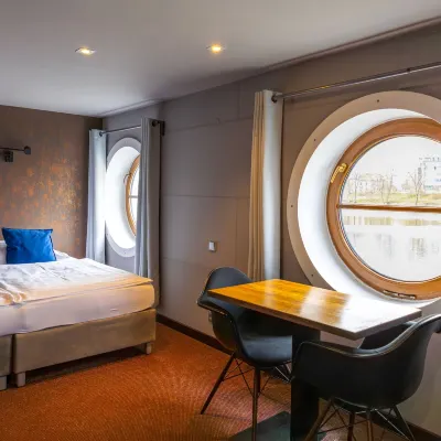 Botel Marina Hotel in zona Praga 8