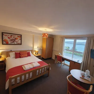The Brae Hotel - parking