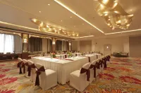 Chinmay Hotel & Resort