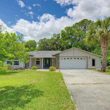 Waterfront Deck & Private Dock! Rainbow River Home