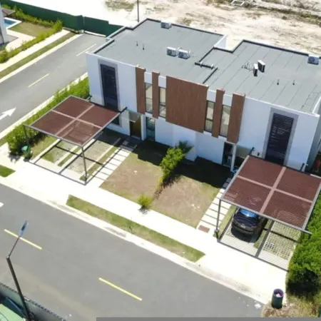 Villa Moderna con Piscina Privada en Vistacana
