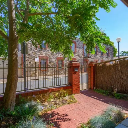 Adelaide Style Accommodation - Getaway in North Adelaide