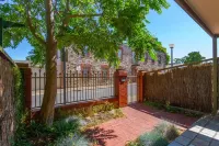 Adelaide Style Accommodation - Getaway in North Adelaide - 4-Star
