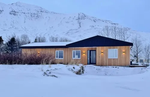 Krossar Northern Luxury Lodge - 2-Star