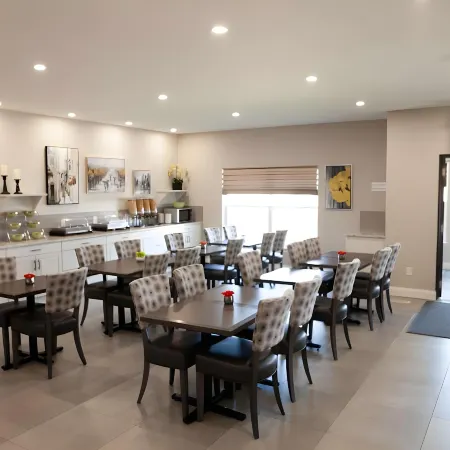 Amsterdam Inn & Suites Moncton