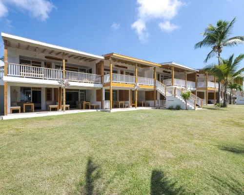 Surfers Bay Resort Hotels in Silver Sands