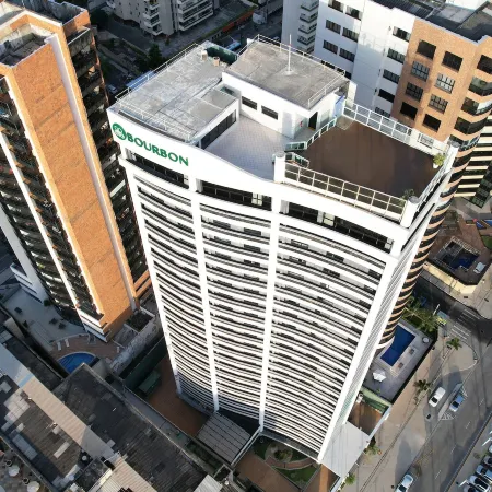 Bourbon Hotel Fortaleza Отели рядом с достопримечательностью «Пляж Мейрелеш»