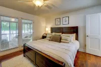 Pet-Friendly Lake Sinclair Home w/ Boat Dock! - 3 stjerner