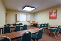 Spark by Hilton Charlotte Airport North - New