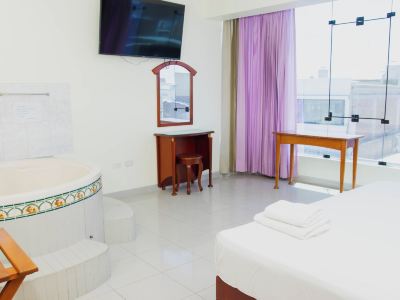 Zentra San José Hotel & Cowork