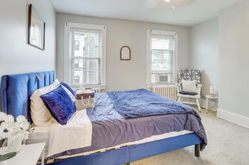 Walkable Lawrenceville Townhome w/ Private Patio! - Condos