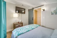 Walk to Beach! Lake Huron Getaway w/ Sunroom - Homestays