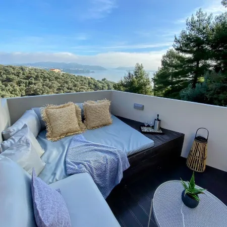 Room-Luxury Suite with a Queens Double b