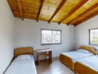 Cozy Wood Apartment with Great View to Nazareth Ξενοδοχεία στην πόλη Nazareth