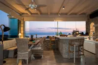 Porto Cheli Studio - Poolside Lux Getaway - 3-Star
