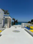 Luxurious 4-Bedroom Villa with Private Pool in Marsa Tunisie - Villas
