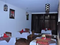 Hotel Ekant - breakfast