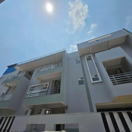 Deluxe Pine Villa