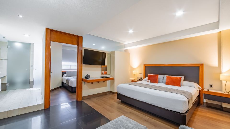 Hotel Abastos Plaza