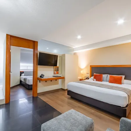 Hotel Abastos Plaza