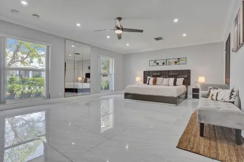 Luxury 6BR Villa Near Hollywood - Private Pool