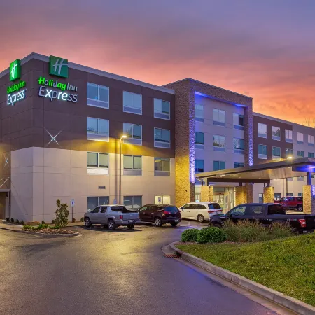 Holiday Inn Express WILLIAMSBURG by IHG