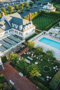 Canoe Place Inn & Cottages