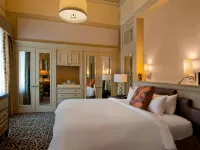 Hotel Icon, Autograph Collection Hotels near TDECU Stadium